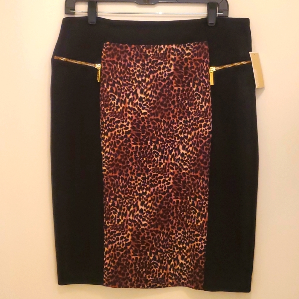 Brand New Michael Kors skirt